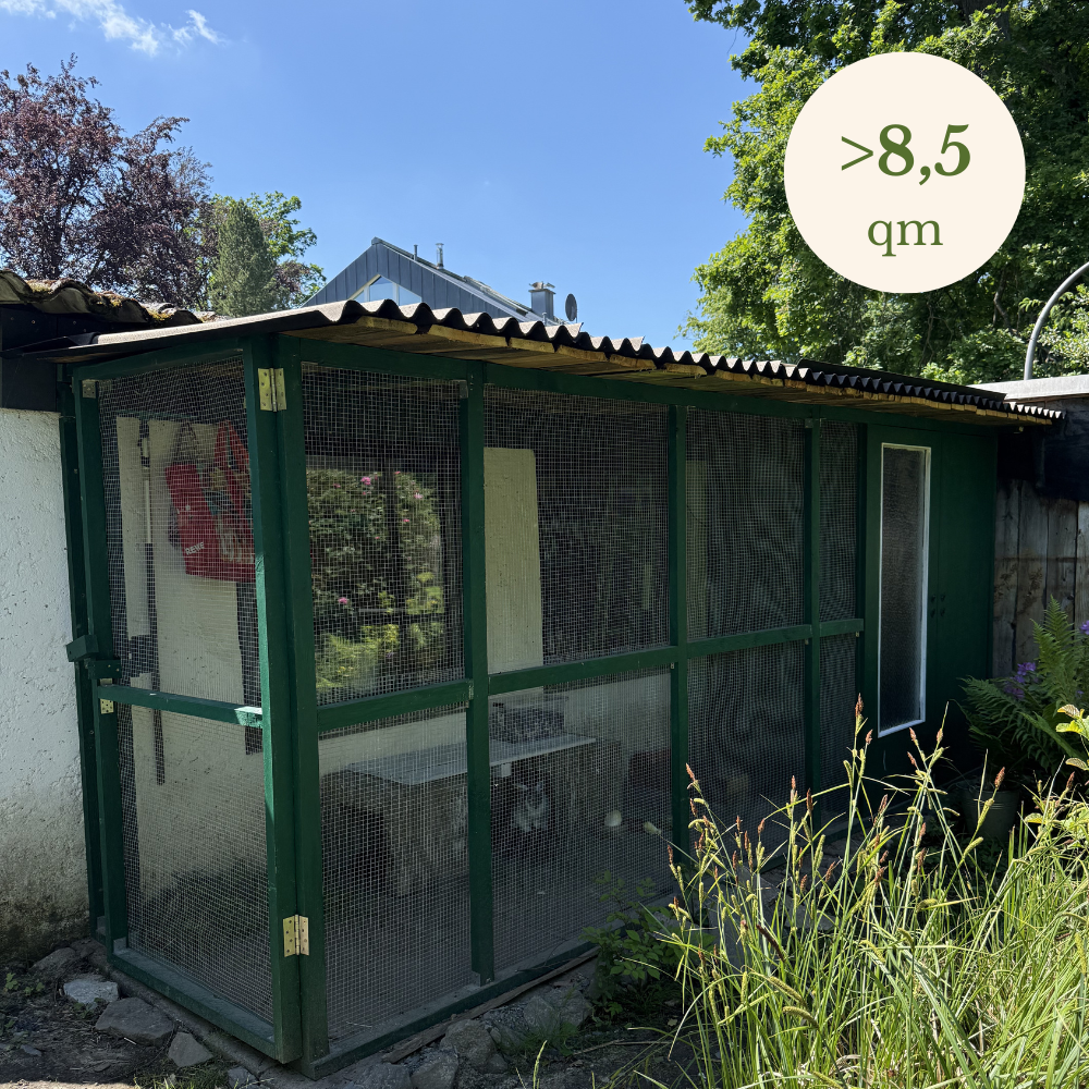 Urlaubsbetreuung für Kaninchen in Bergisch Gladbach - Gehege Gartenblick
